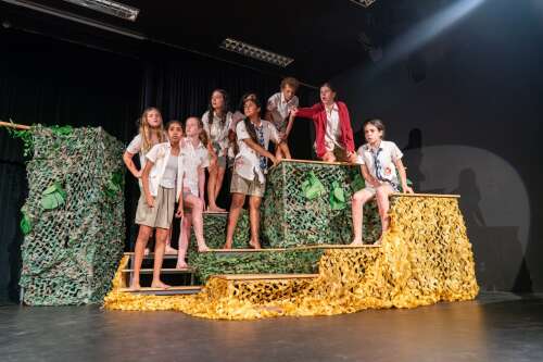 Photo High School Dover Court International School #2