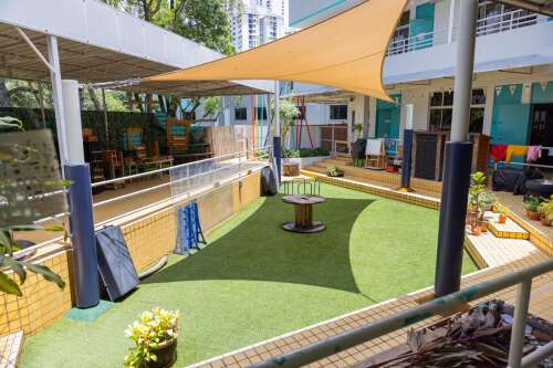 Photo High School Dover Court International School #2