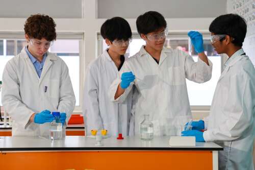 Photo High School Dover Court International School #2