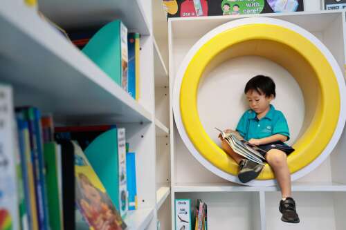 Photo High School Dover Court International School #2