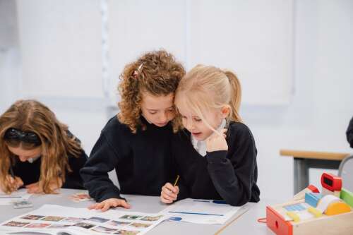 Photo SEK International School Santa Isabel  #2