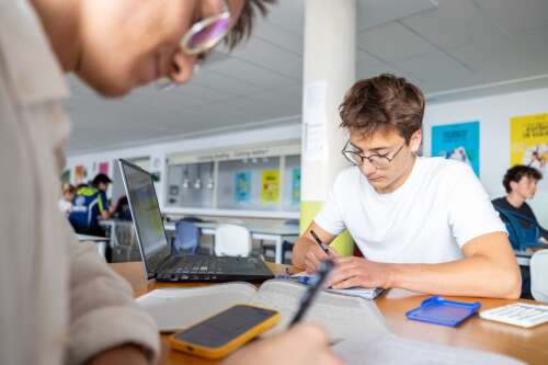 Photo Lady Elizabeth School #2