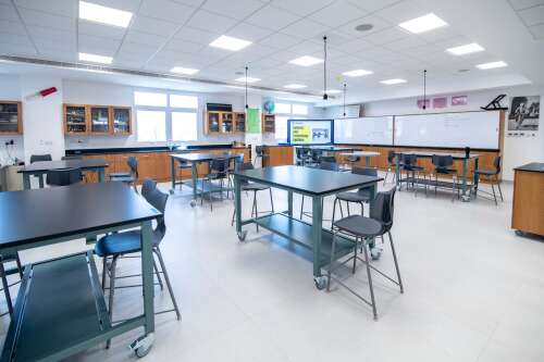 Photo The American International School of Muscat #3