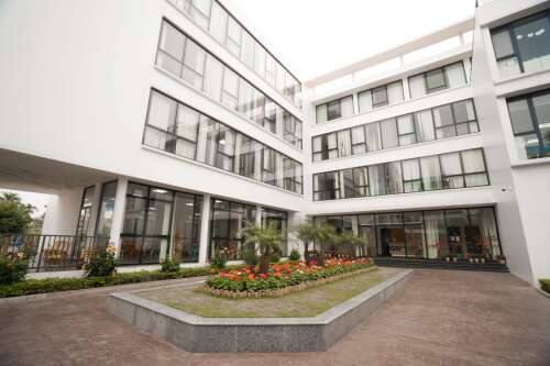 Photo QSI International School of Haiphong #1