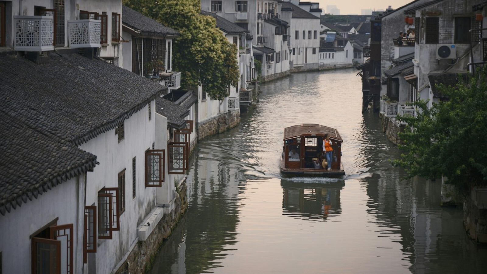 Bilingual Schools in Suzhou: A 2026 Guide for Expat Families
