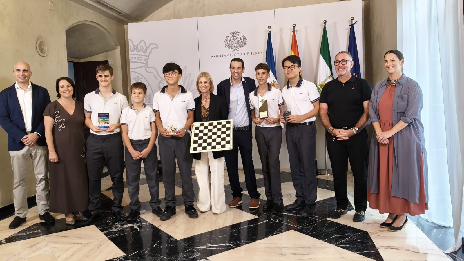 Jerez City Council Welcomes El Altillo International School, Spanish Schools Chess Champions