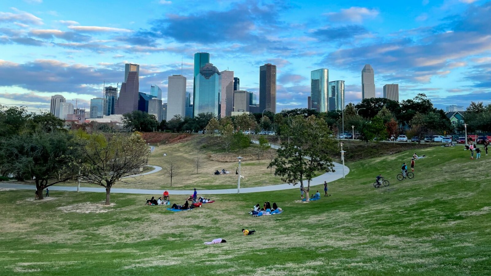 Bilingual Schools in Houston: A 2026 Guide for Expat Families