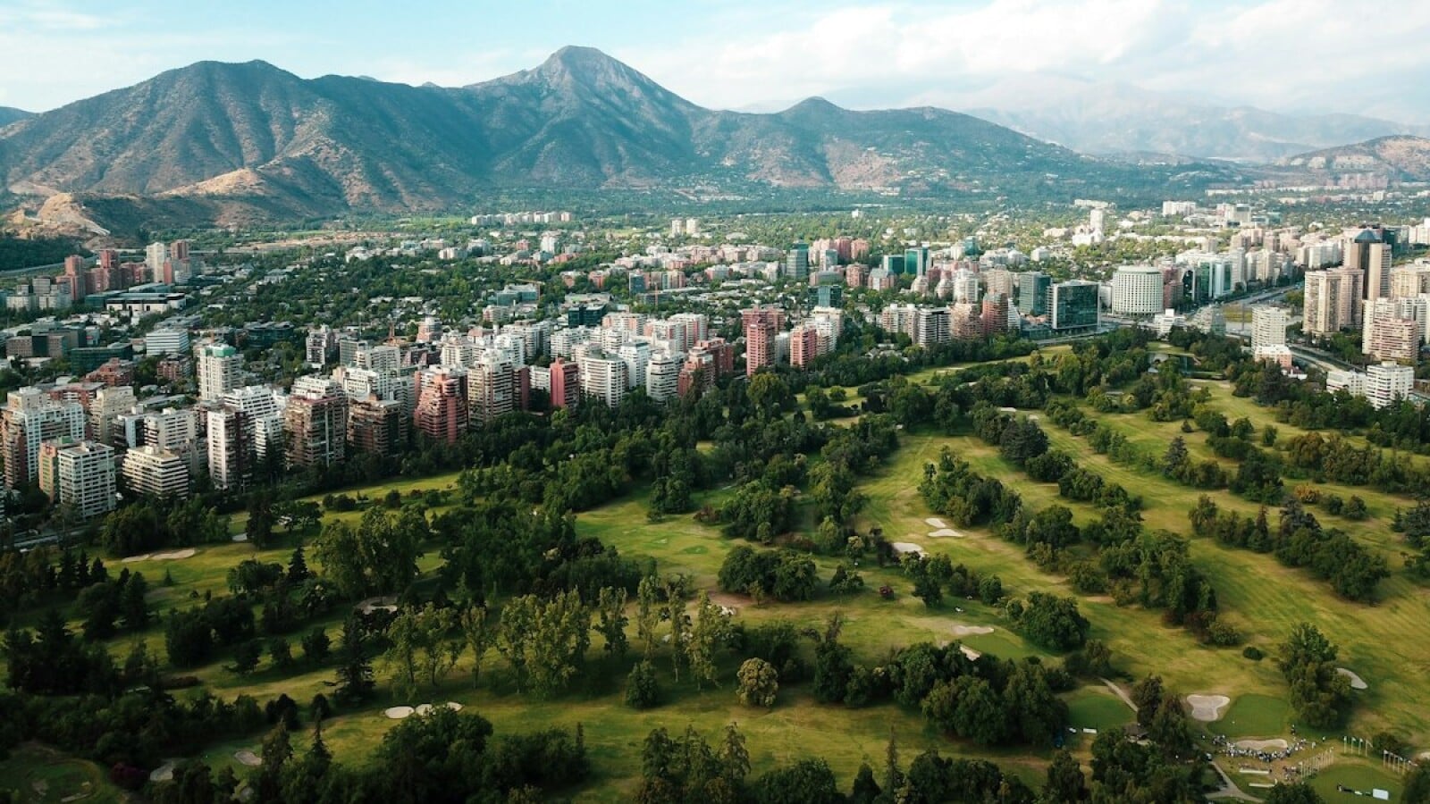 Bilingual Schools in Peñalolén: A 2026 Guide for Expat Families