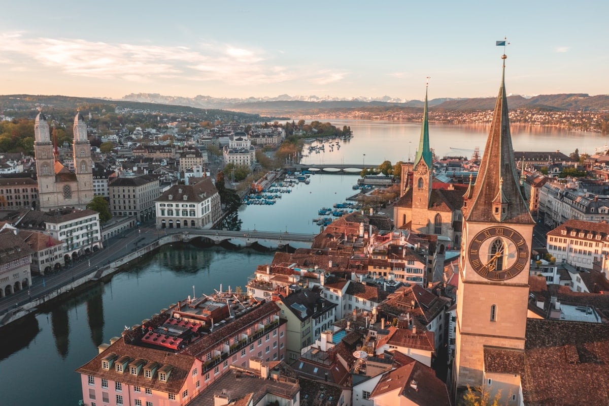 Bilingual Schools in Zurich: 2026 Guide for International Families